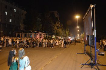 Фестиваль уличного кино в Саратове
